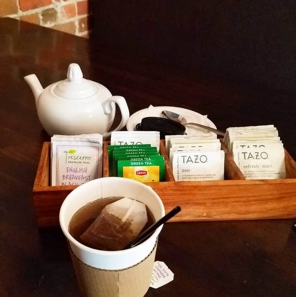 Meet your Posher, Rachel - Picture 5 of 6